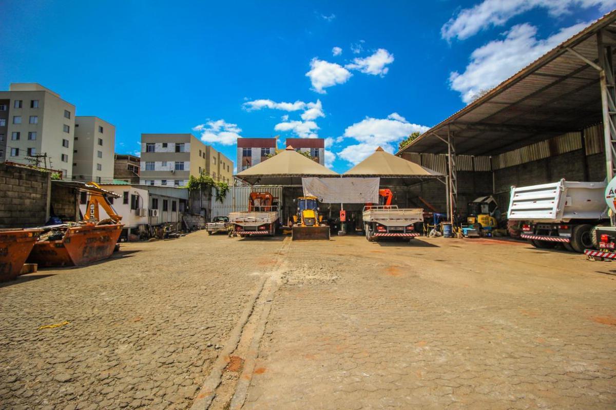 Galpão, Nova Granada