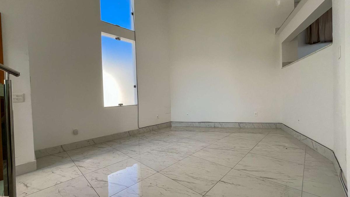 Casa, Estoril, 3 Quartos, 6 Vagas, 1 Suíte