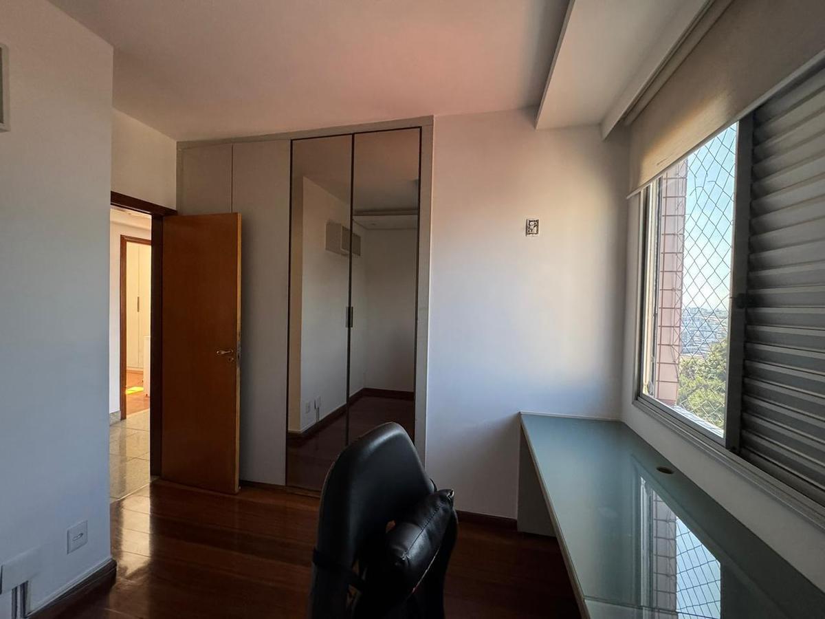 Cobertura, Colégio Batista, 4 Quartos, 3 Vagas, 1 Suíte