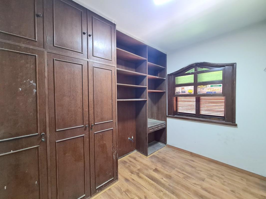 Casa, Gutierrez, 5 Quartos, 4 Vagas, 2 Suítes