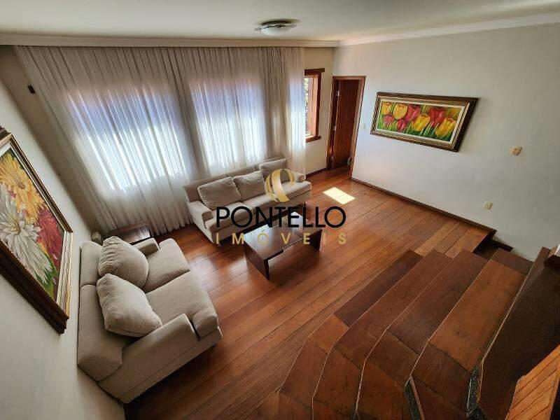 Casa, Santa Lúcia, 5 Quartos, 5 Vagas, 2 Suítes