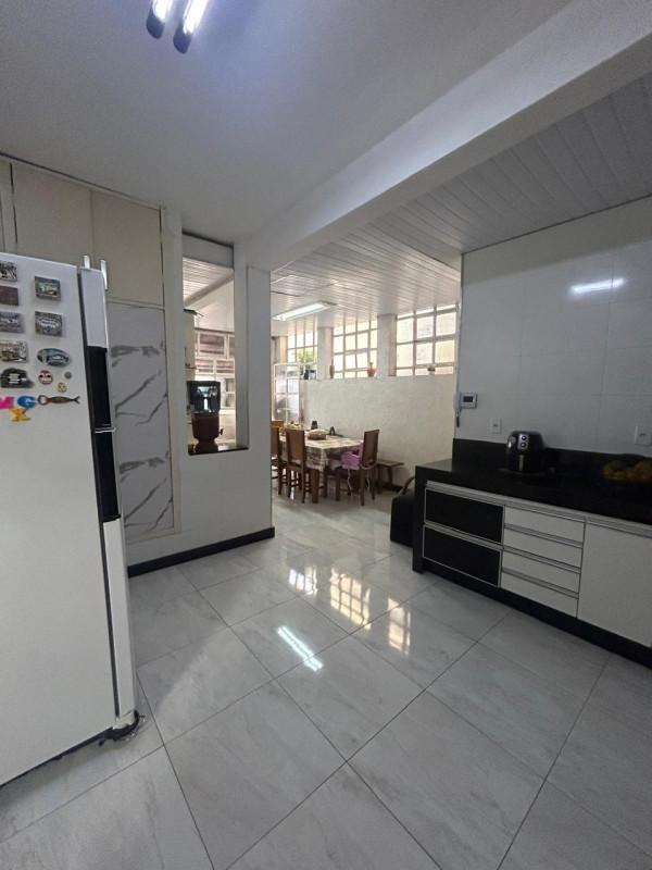 Casa, Barreiro, 3 Quartos, 1 Vaga, 1 Suíte