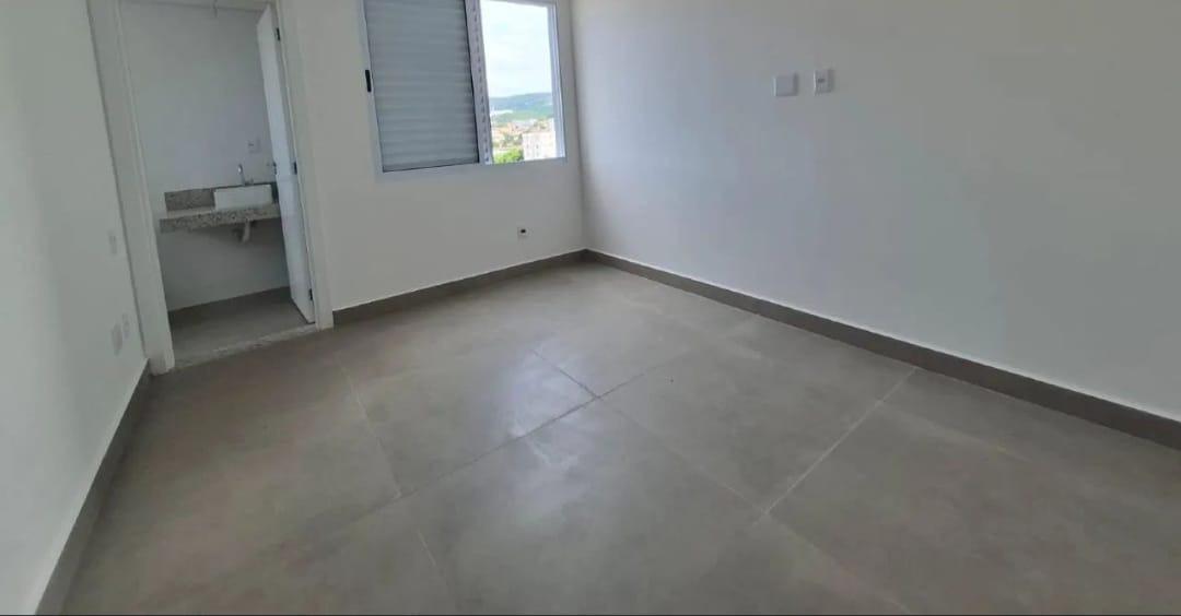 Cobertura, Esplanada, 2 Quartos, 2 Vagas, 1 Suíte