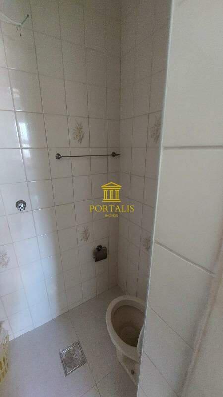 Casa, Floresta, 3 Quartos, 0 Vaga, 2 Suítes