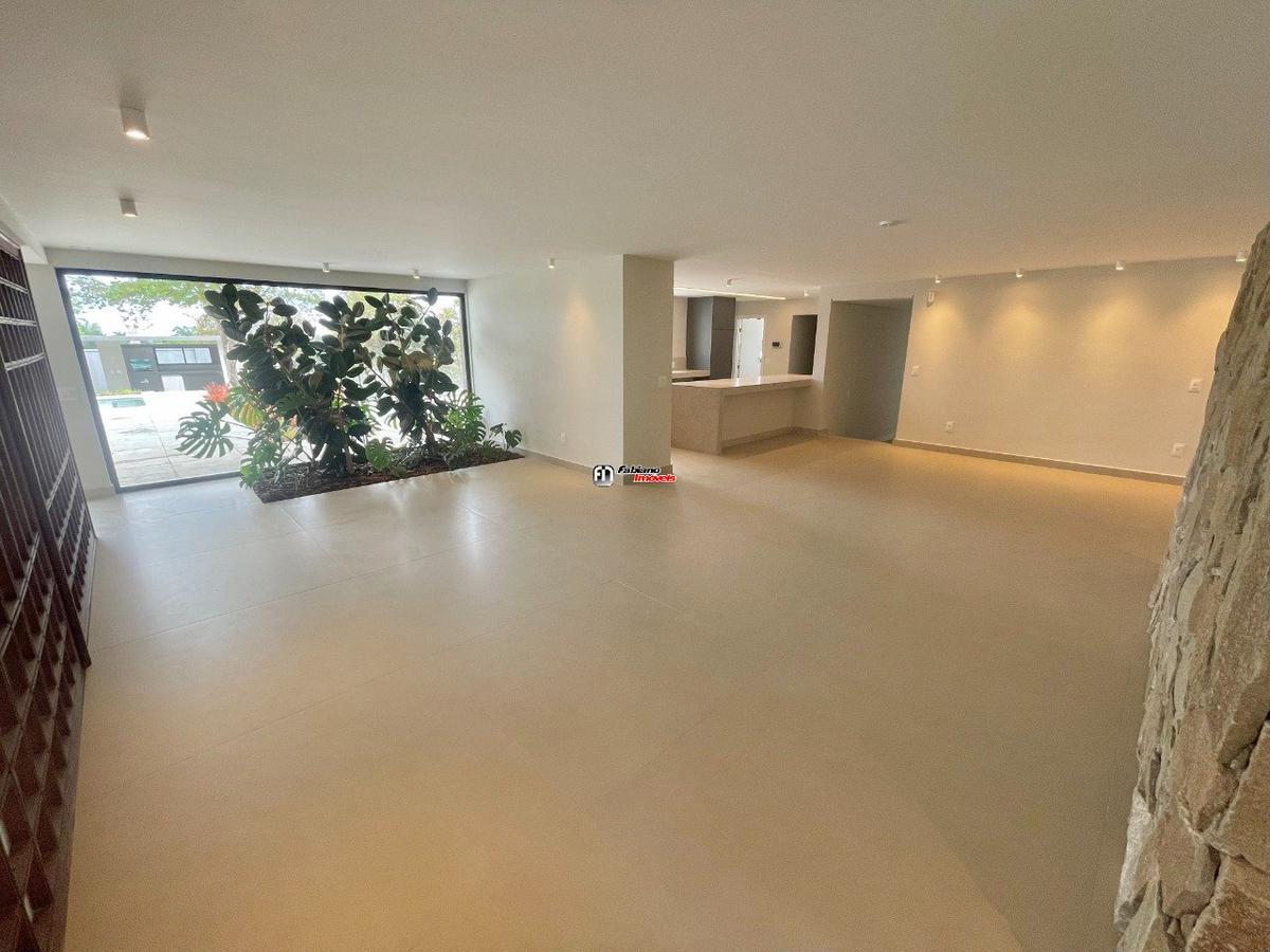 Casa, Bandeirantes (pampulha), 4 Quartos, 10 Vagas, 4 Suítes