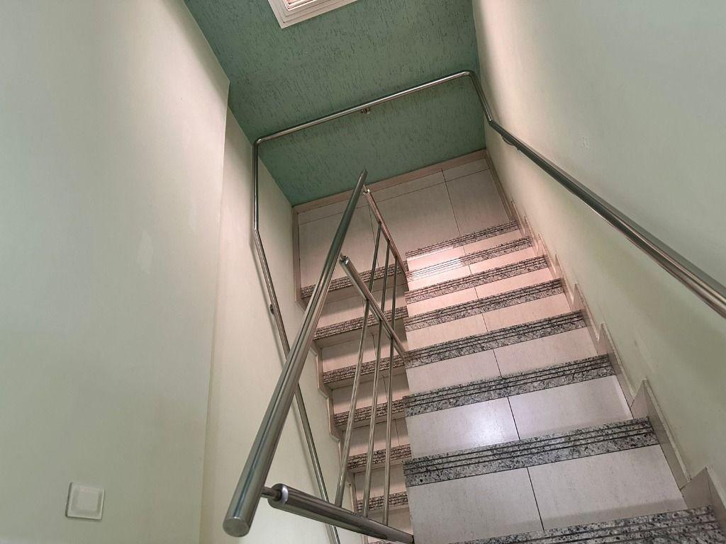 Casa, Nações Unidas, 5 Quartos, 2 Vagas, 1 Suíte