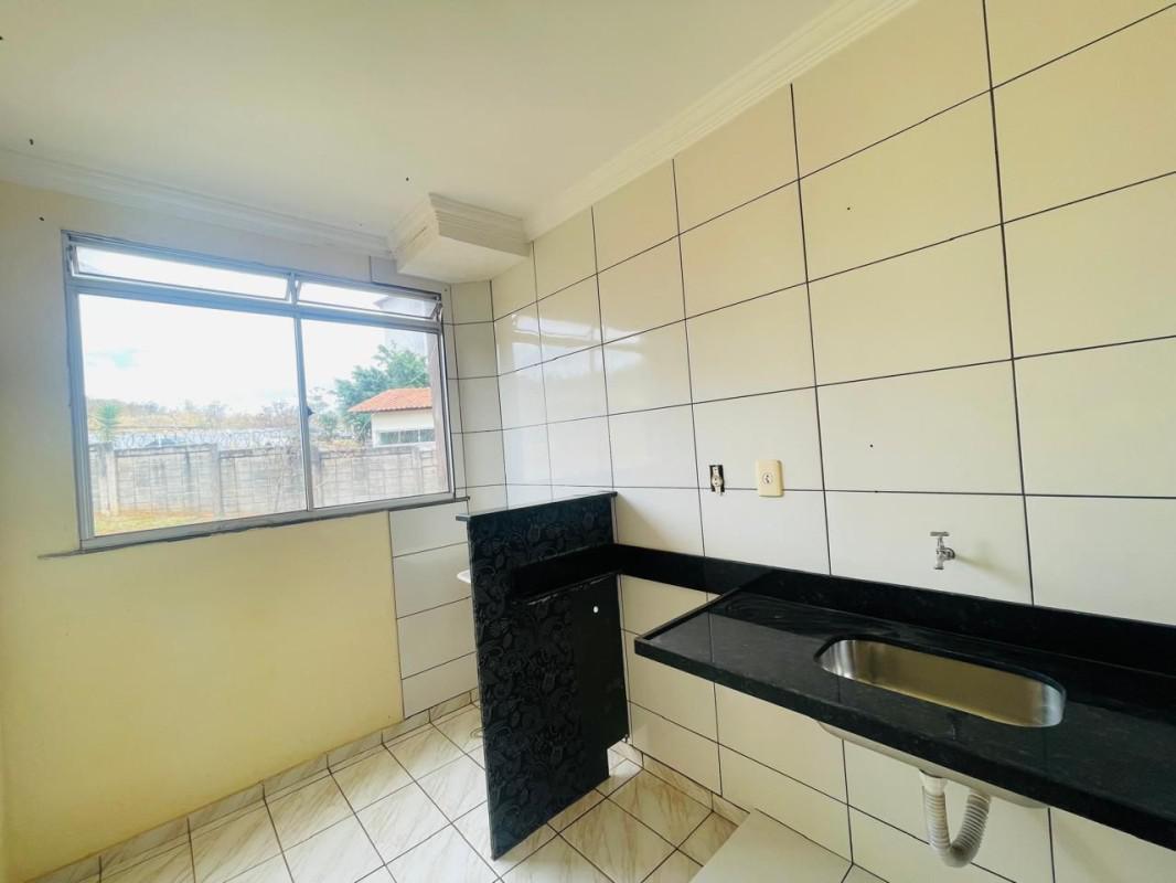 Apartamento, Solar do Barreiro, 2 Quartos, 1 Vaga