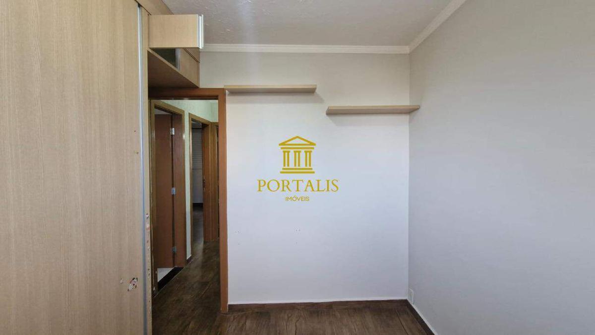 Casa, Cabral, 3 Quartos, 2 Vagas, 1 Suíte