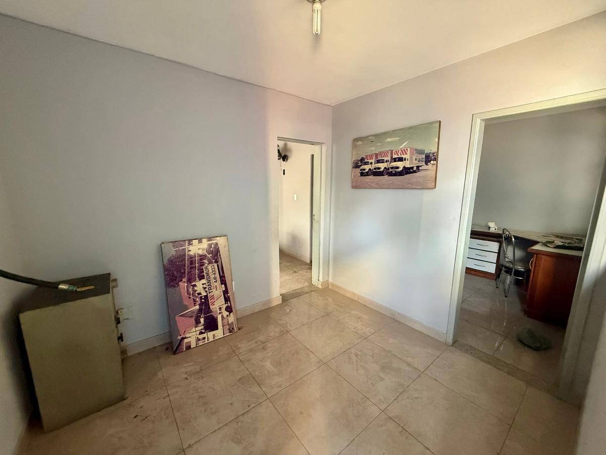 Galpão, São Francisco, 0 Quarto, 10 Vagas