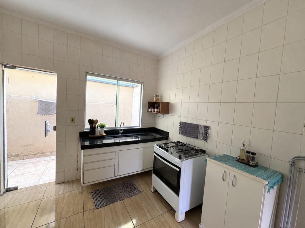 Casa, Santa Terezinha, 3 Quartos, 2 Vagas