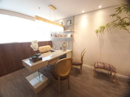 Sala, Vila da Serra, 0 Quarto, 1 Vaga