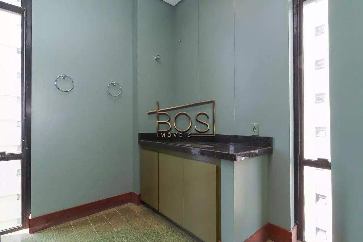 Andar, Savassi, 0 Quarto, 6 Vagas