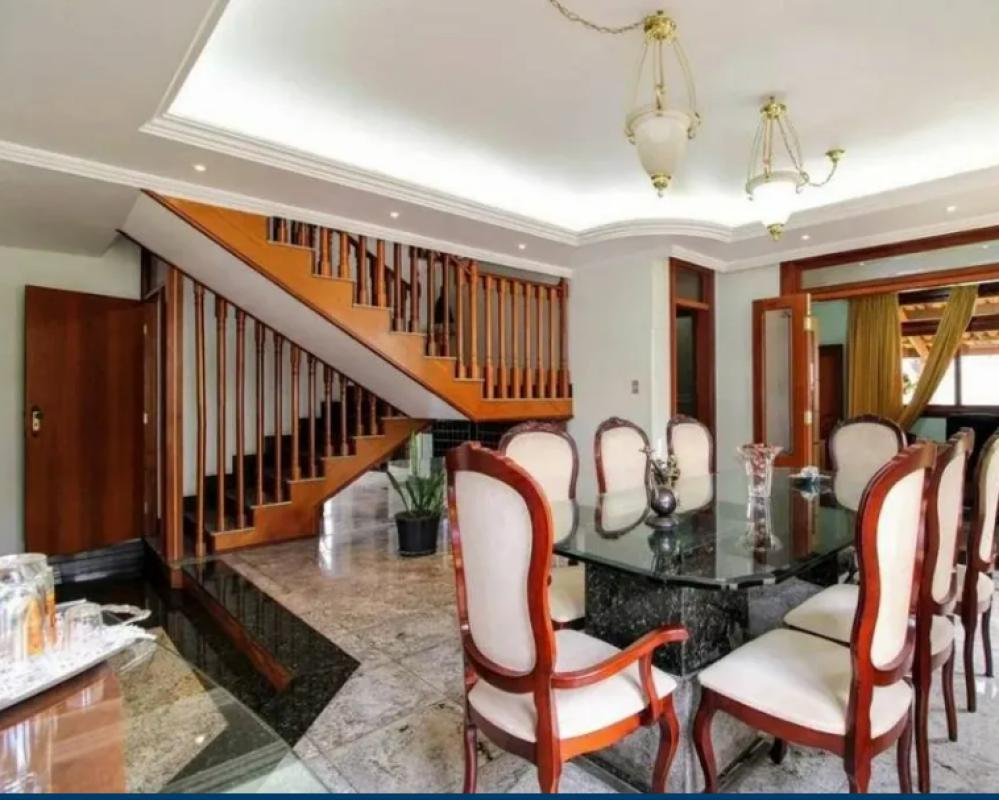 Casa, Castelo, 4 Quartos, 5 Vagas, 4 Suítes