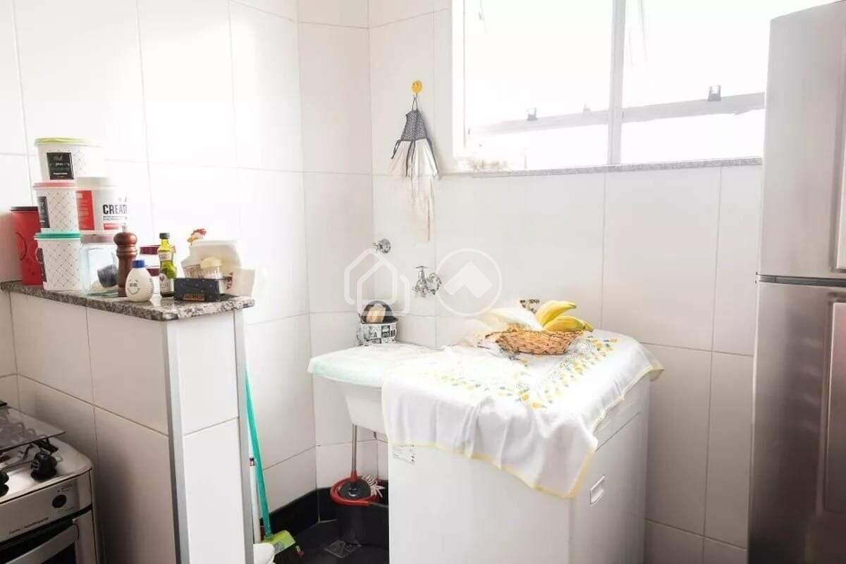 Apartamento, Carlos Prates, 2 Quartos, 1 Vaga