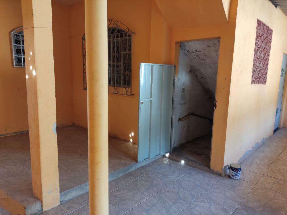 Casa, Novo Retiro, 3 Quartos, 3 Vagas, 0 Suíte