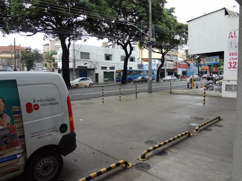 Loja, Carlos Prates, 2 Vagas