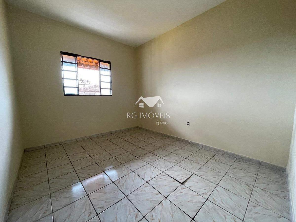 Casa, Milionários, 3 Quartos, 3 Vagas, 1 Suíte
