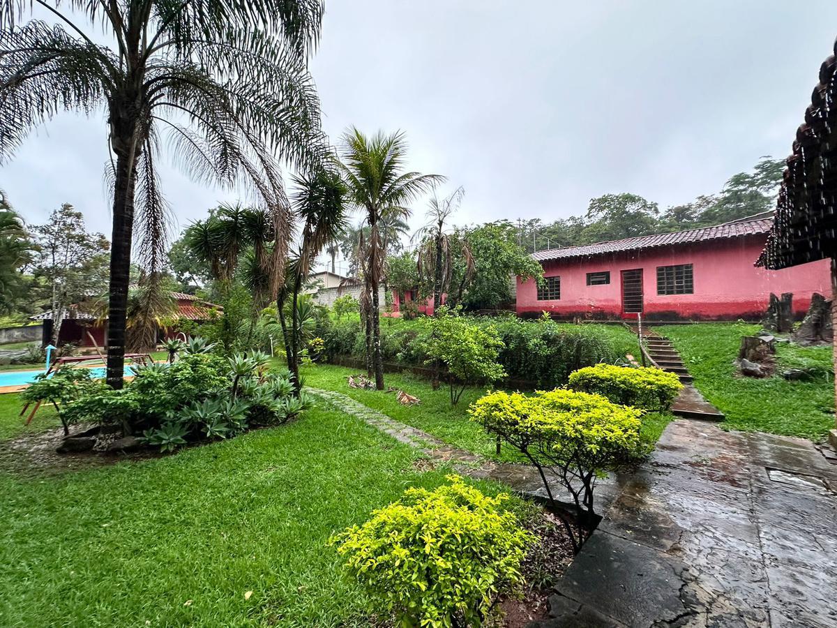 Fazenda, Condomínio Vale do Ouro, 4 Quartos, 5 Vagas, 2 Suítes