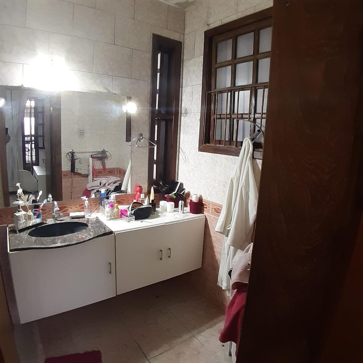 Casa, Inconfidência, 4 Quartos, 4 Vagas, 2 Suítes