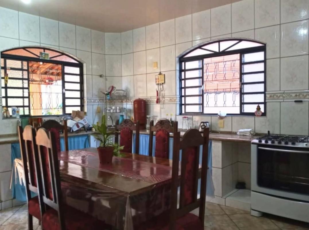 Casa, Diamante, 4 Quartos, 6 Vagas, 1 Suíte