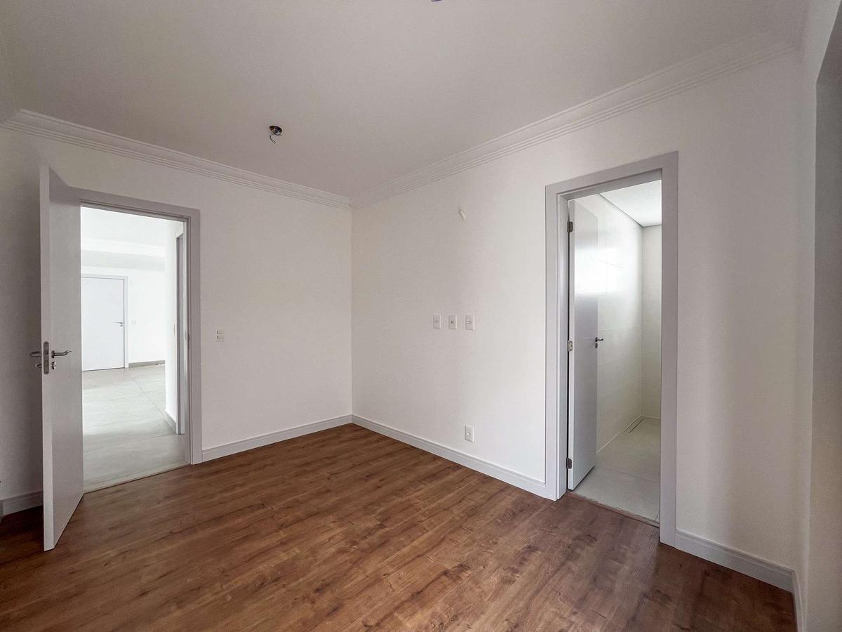 Apartamento, Floresta, 3 Quartos, 2 Vagas, 2 Suítes