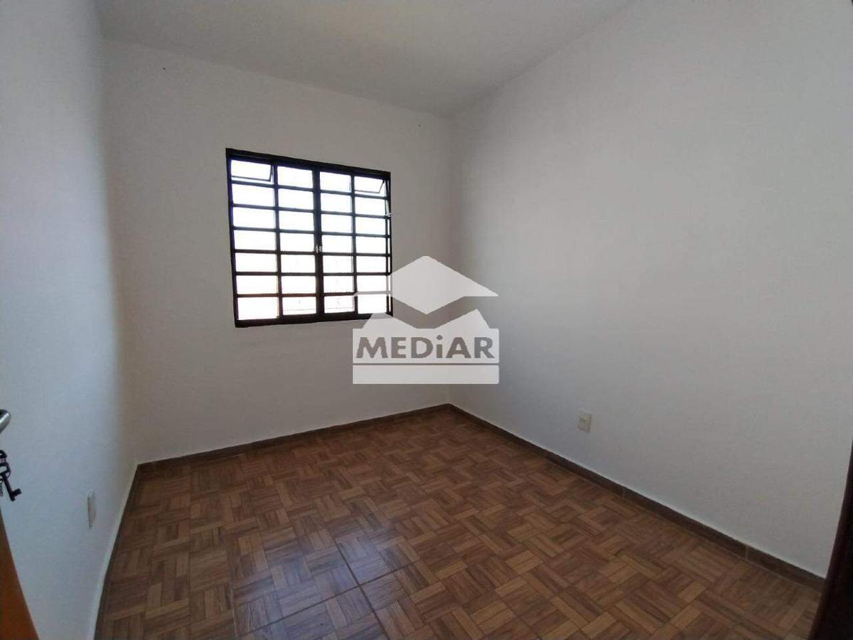 Casa, Concórdia, 2 Quartos, 0 Vaga