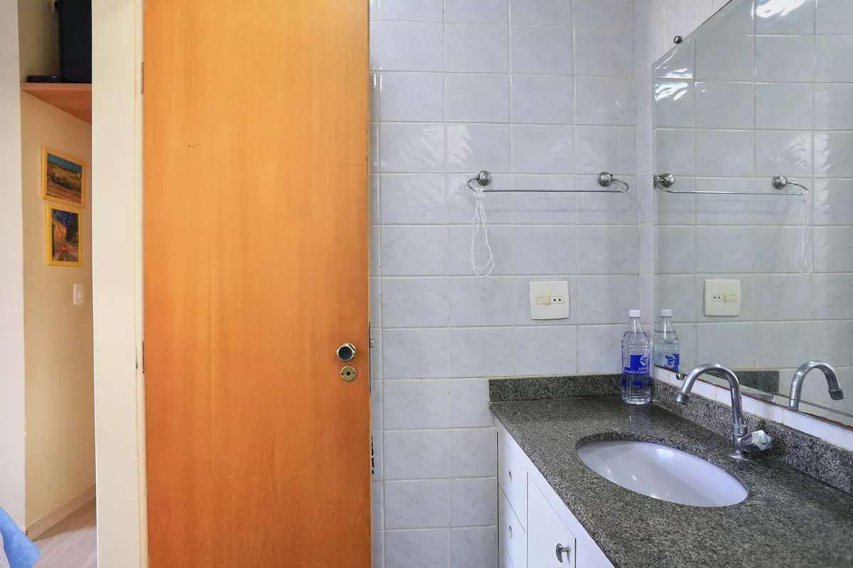 Apartamento, Sagrada Família, 3 Quartos, 1 Vaga, 1 Suíte