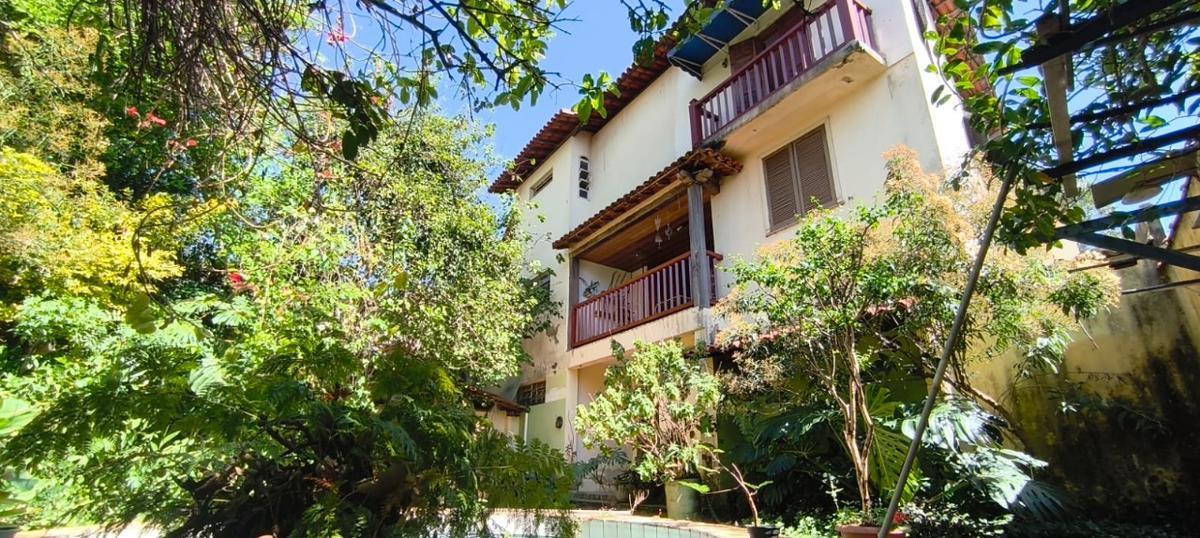 Casa, Santa Lúcia, 6 Quartos, 3 Vagas, 1 Suíte