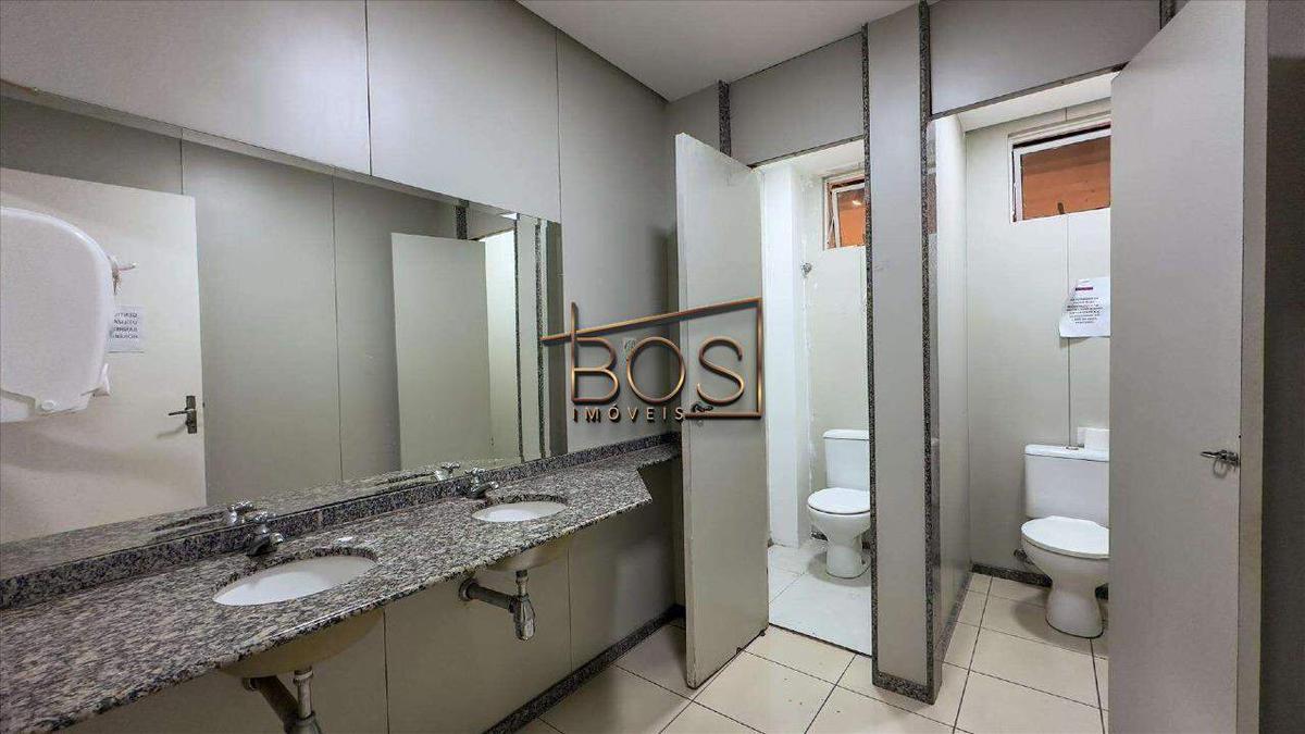 Prédio, Estoril, 0 Quarto, 20 Vagas