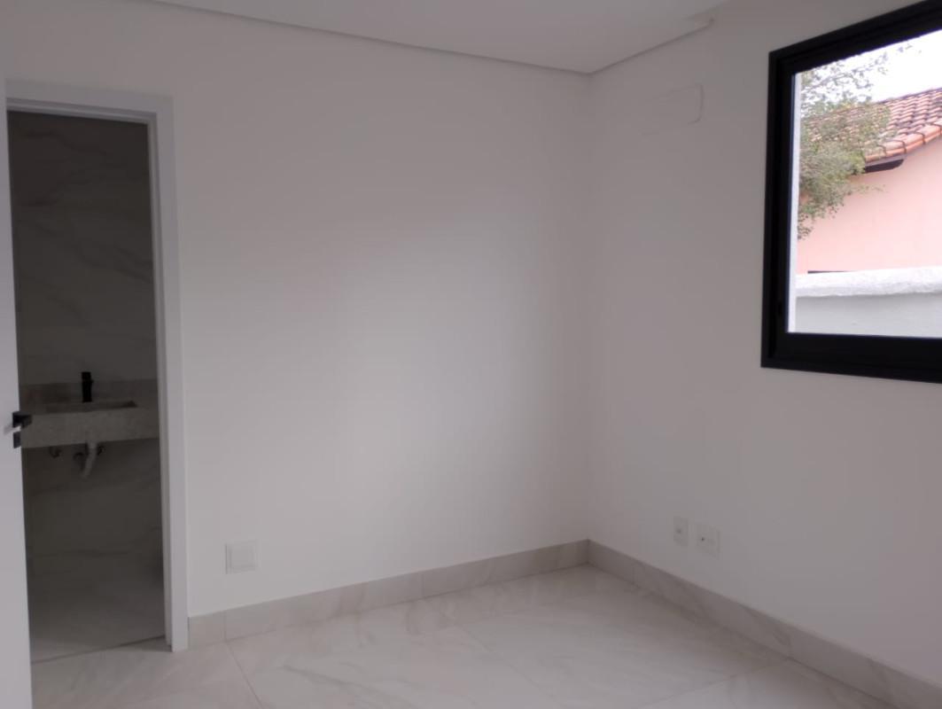 Casa, Planalto, 3 Quartos, 1 Vaga, 2 Suítes