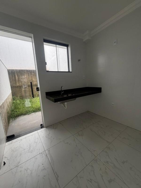 Casa, Jardim Guanabara, 2 Quartos, 2 Vagas