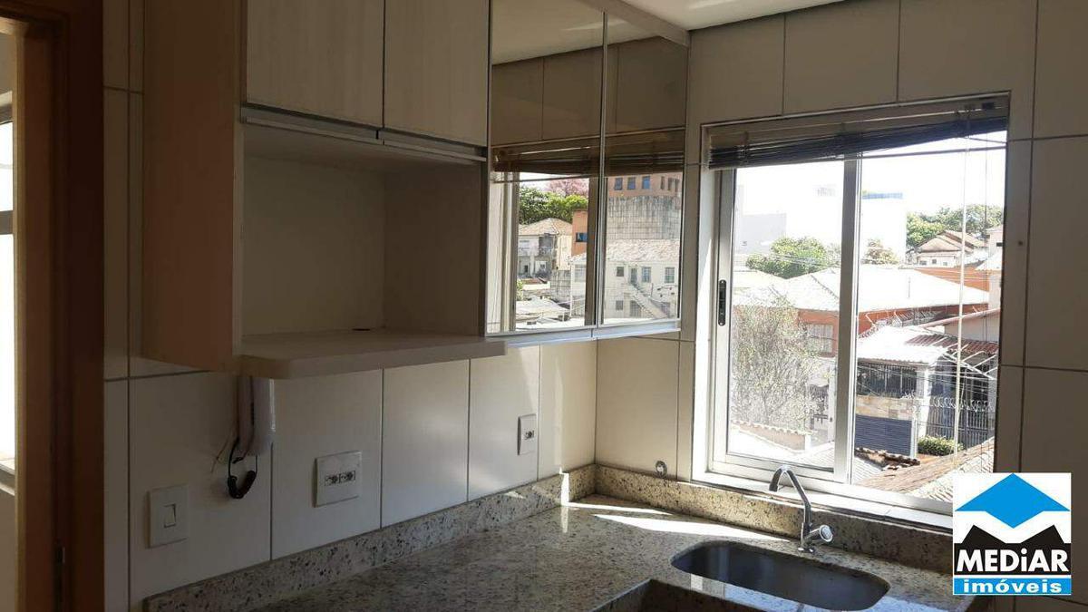 Apartamento, Floresta, 2 Quartos, 2 Vagas, 1 Suíte