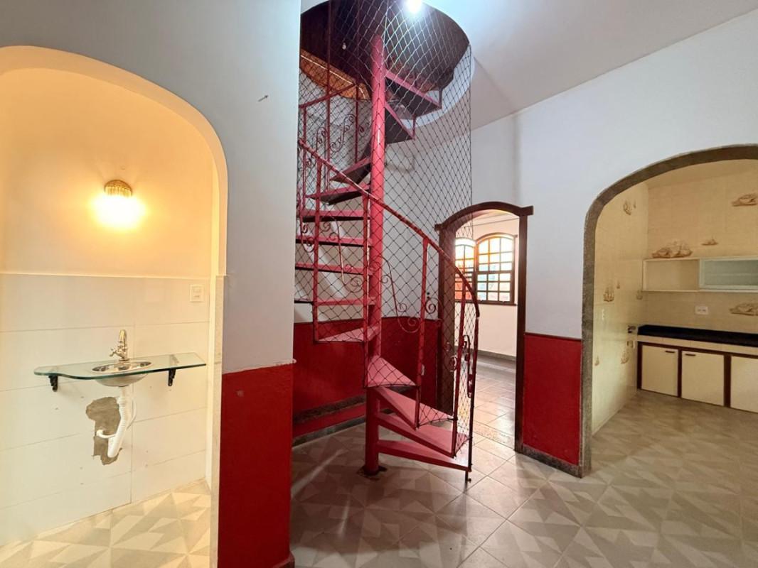 Casa, Sagrada Família, 3 Quartos, 2 Vagas, 2 Suítes