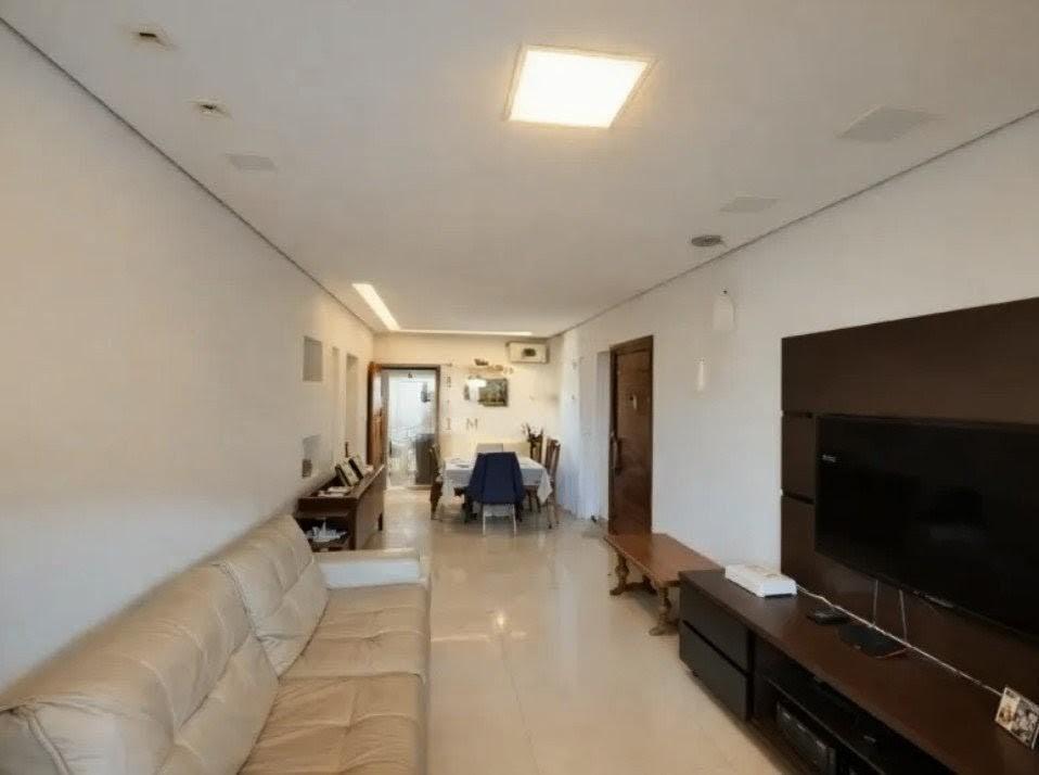 Casa, Ipê, 5 Quartos, 6 Vagas, 1 Suíte