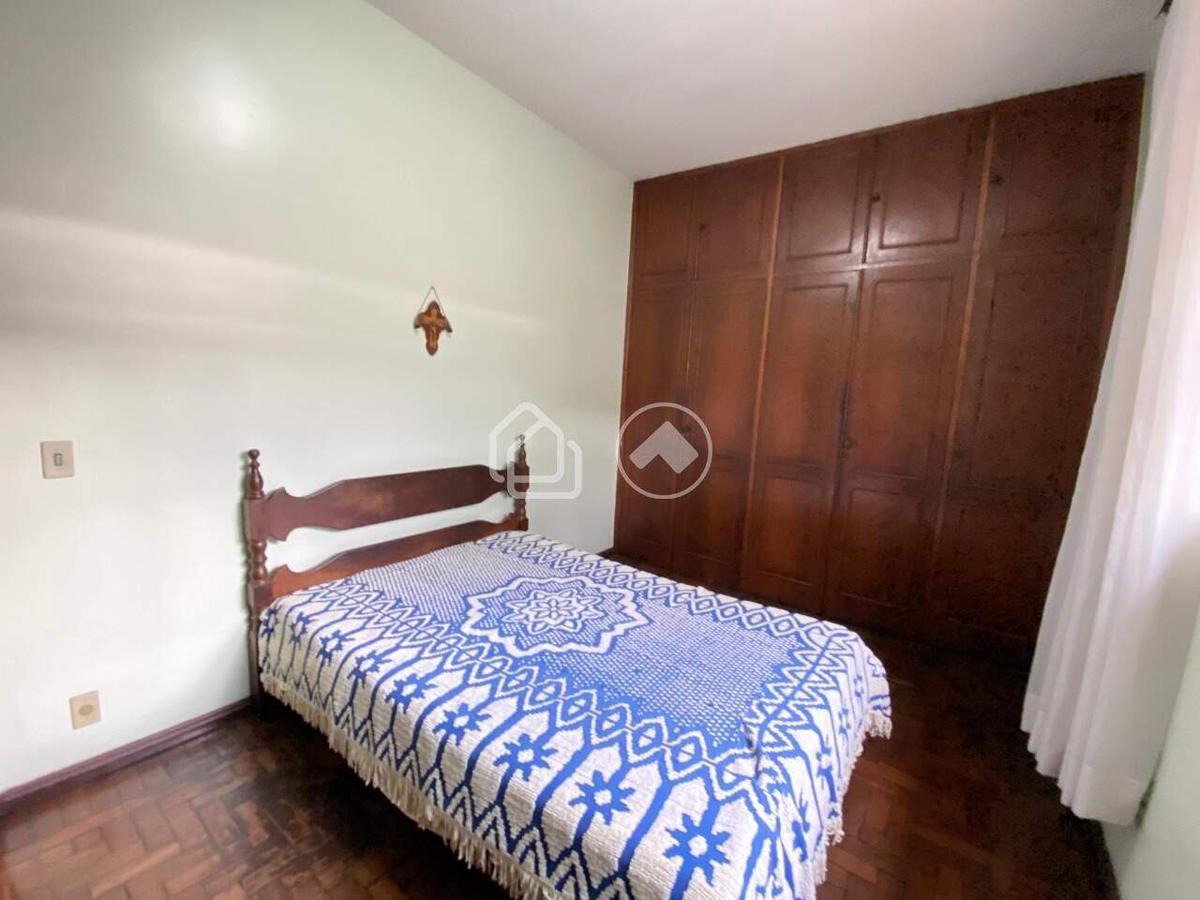 Casa, Dom Bosco, 3 Quartos, 8 Vagas