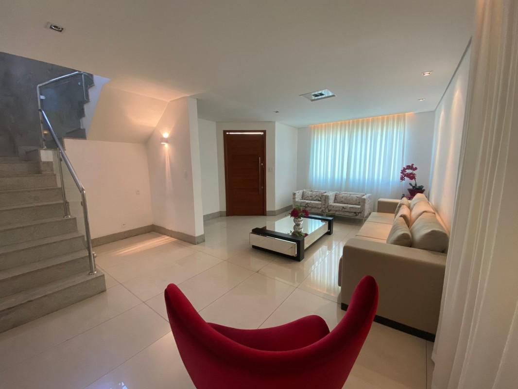 Casa, Boa Vista, 3 Quartos, 2 Vagas, 1 Suíte
