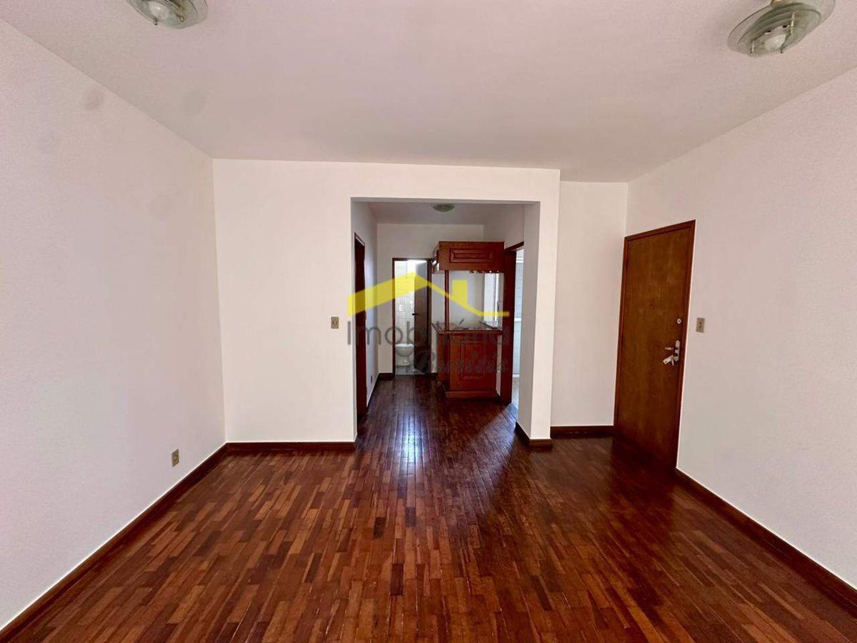 Apartamento, Estoril, 2 Quartos, 2 Vagas