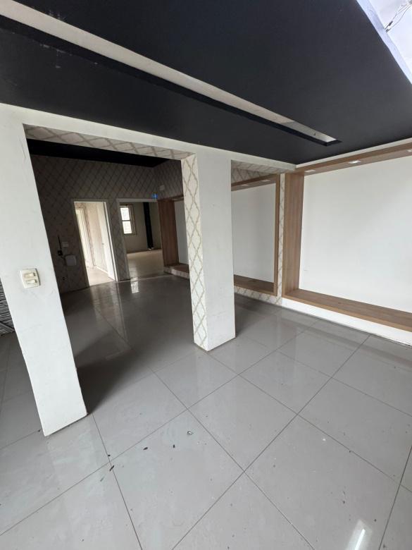Casa, Gutierrez, 6 Quartos, 1 Vaga