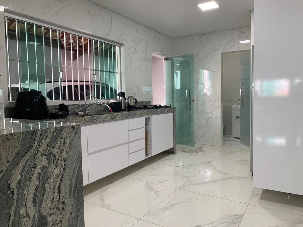 Casa, Parque Xangri-lá, 3 Quartos, 5 Vagas, 1 Suíte