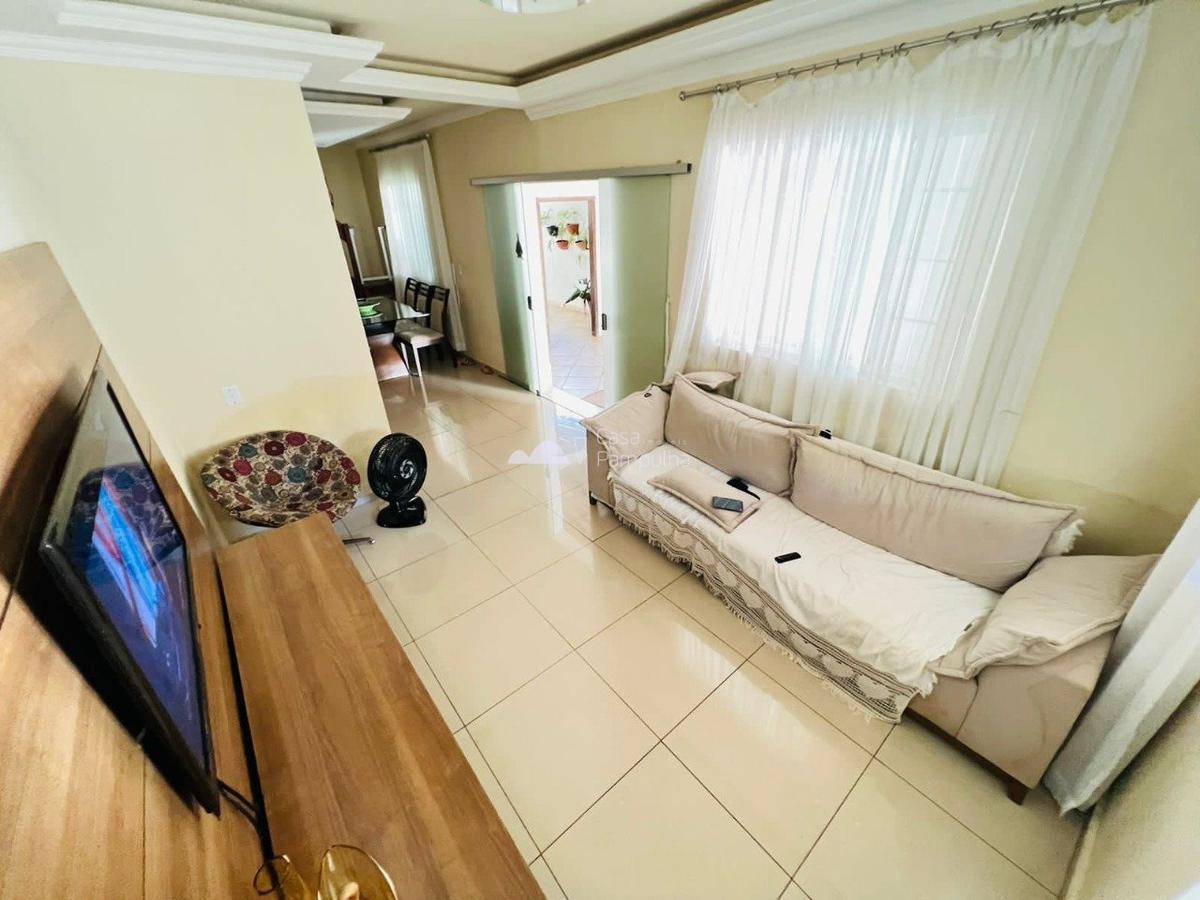 Casa, Santa Mônica, 3 Quartos, 4 Vagas, 1 Suíte
