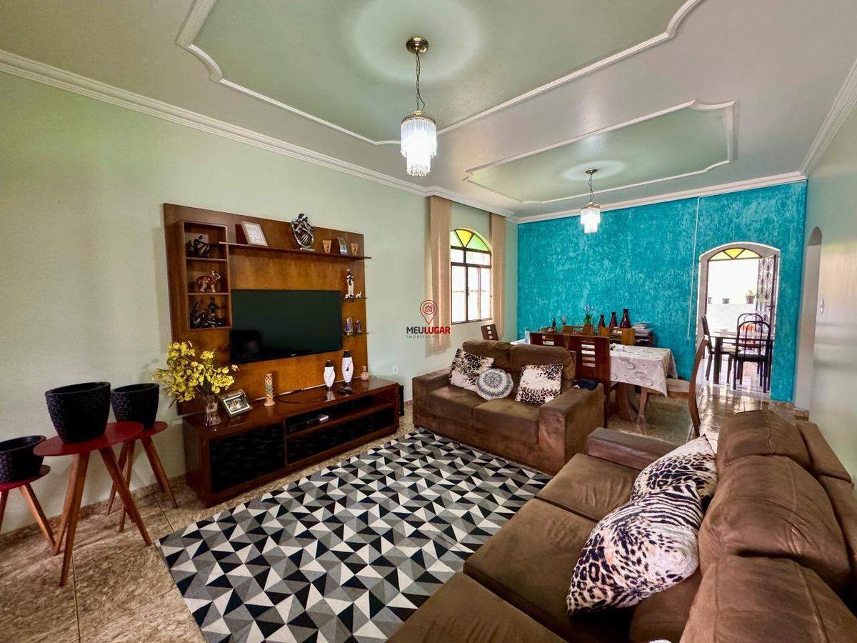 Casa, Tirol, 3 Quartos, 3 Vagas, 1 Suíte
