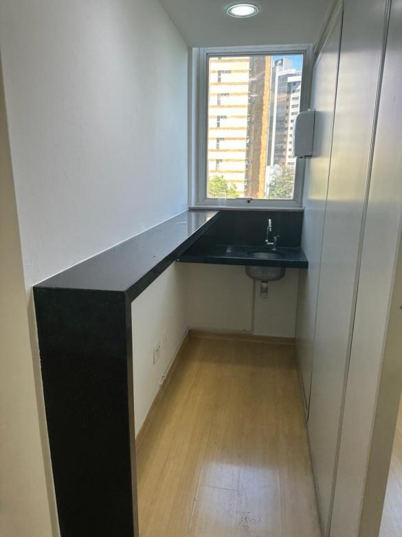 Sala, Funcionários, 1 Vaga