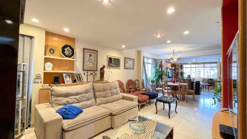 Apartamento, Funcionários, 4 Quartos, 2 Vagas, 1 Suíte