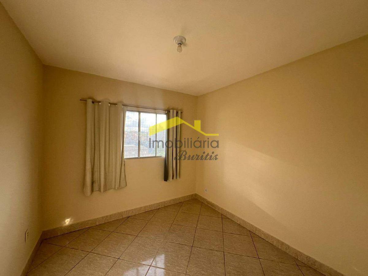 Casa, Cinquentenário, 3 Quartos, 2 Vagas, 1 Suíte