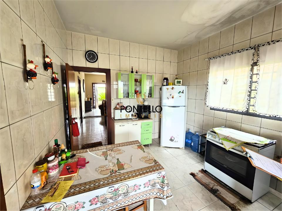 Casa, Santo Antônio, 2 Quartos, 4 Vagas, 1 Suíte