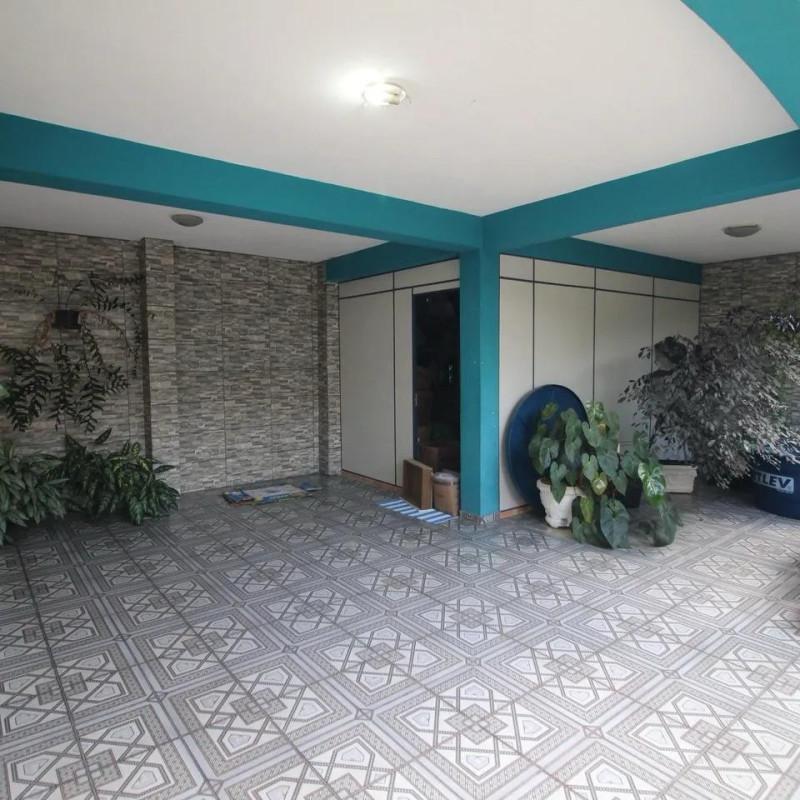 Casa, Tirol (barreiro), 4 Quartos, 4 Vagas, 1 Suíte