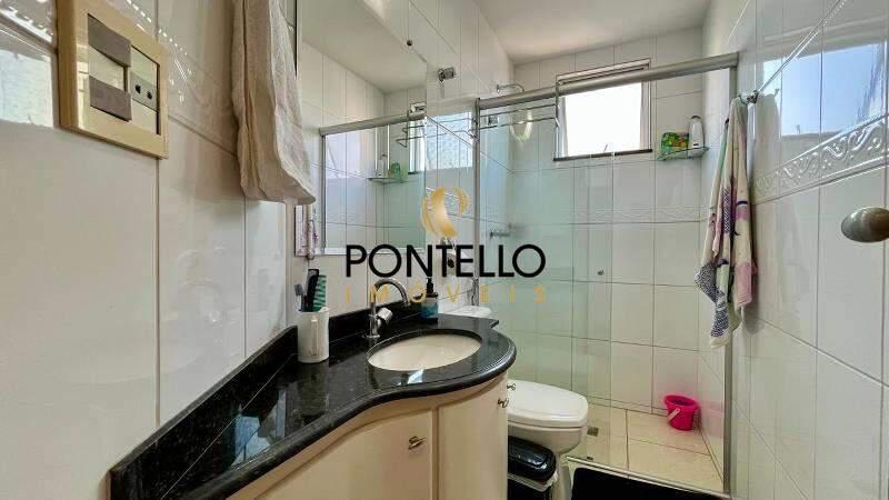 Apartamento, Sagrada Família, 3 Quartos, 2 Vagas, 1 Suíte