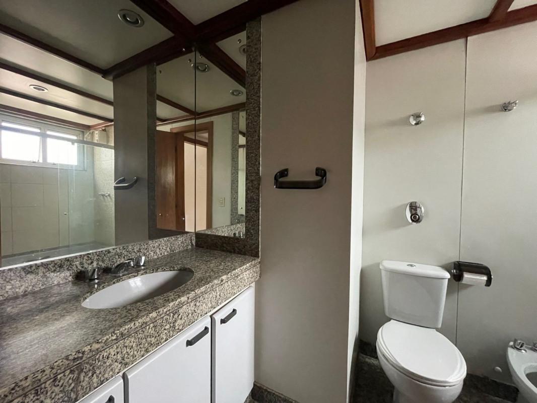 Apartamento, Funcionários, 4 Quartos, 2 Vagas, 1 Suíte