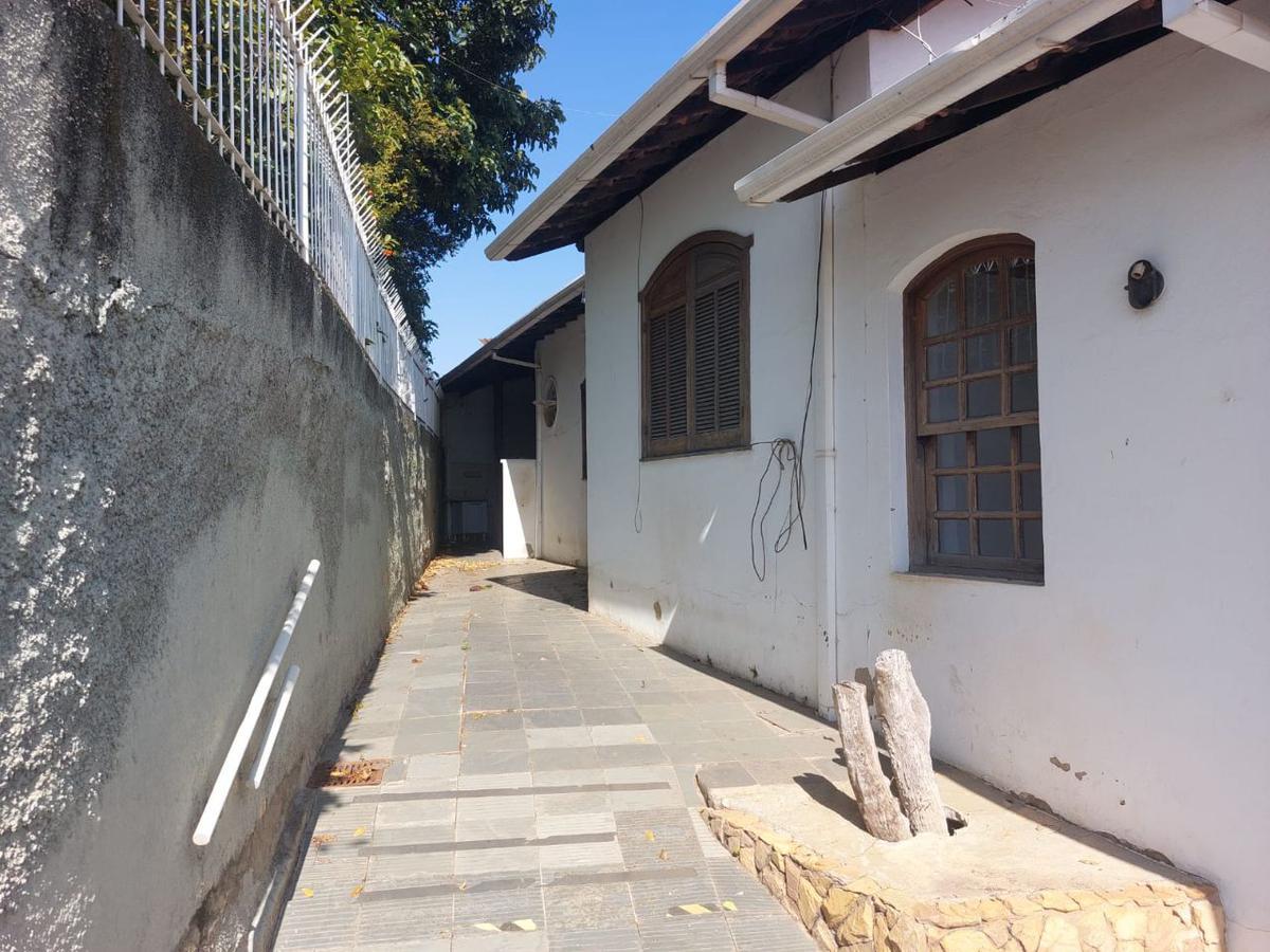 Casa, Concórdia, 3 Quartos, 4 Vagas, 1 Suíte