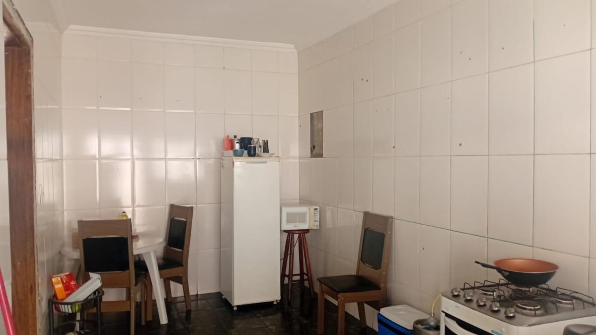 Casa, Santa Terezinha, 3 Quartos, 7 Vagas